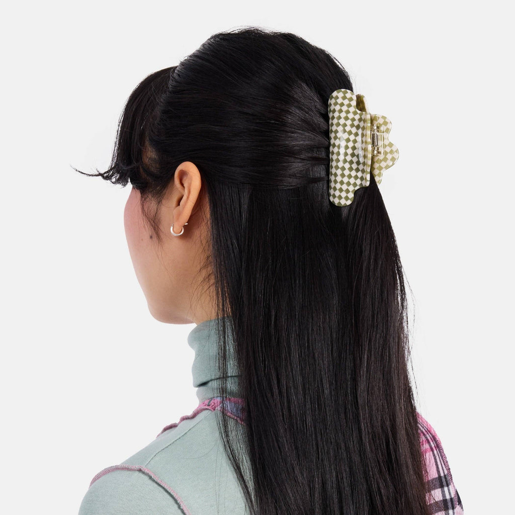 Chunks Hair Claw in Olive Check